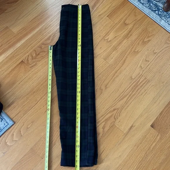 Brandy Melville Kim Tartan Pants - Picture 8 of 12